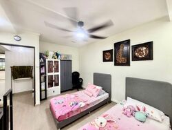 Blk 326 Yishun Rivergreen (Yishun), HDB Executive #576817881
